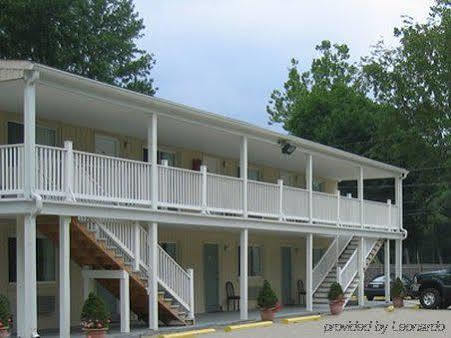 Maple Leaf Motel New Milford Eksteriør billede